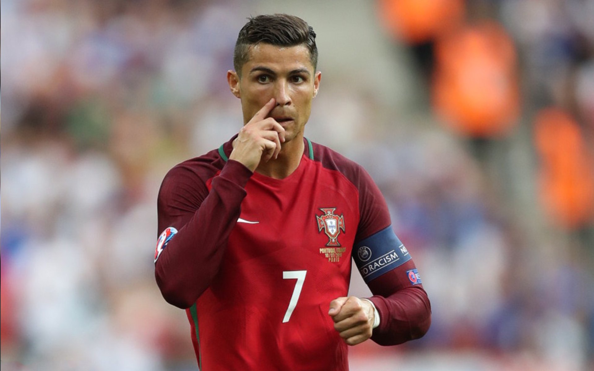 世界杯荣耀永存：经典瞬间，激励千秋！，世界杯荣誉高吗